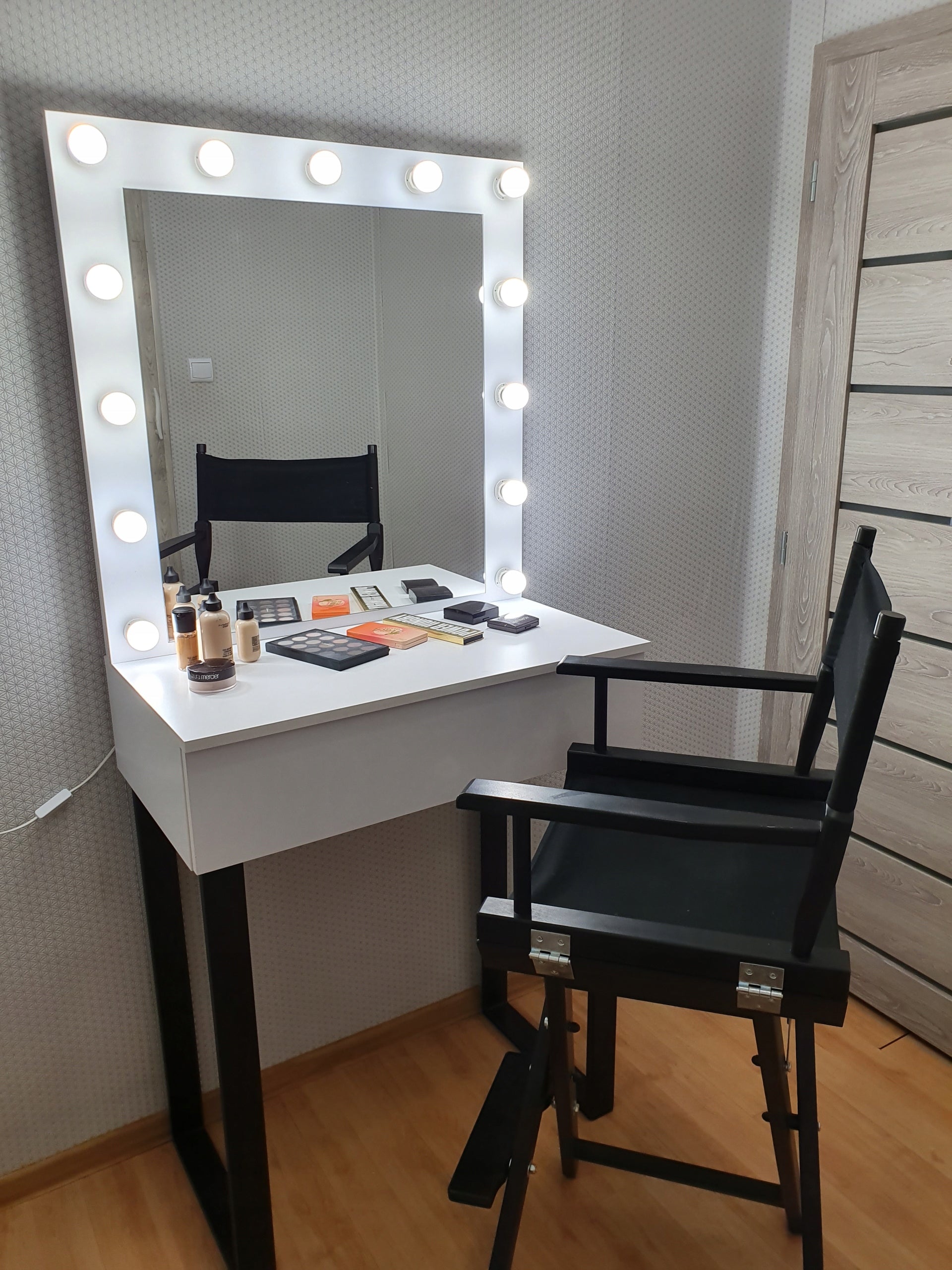 Makeup Dressing Table Make Up 80 Color white