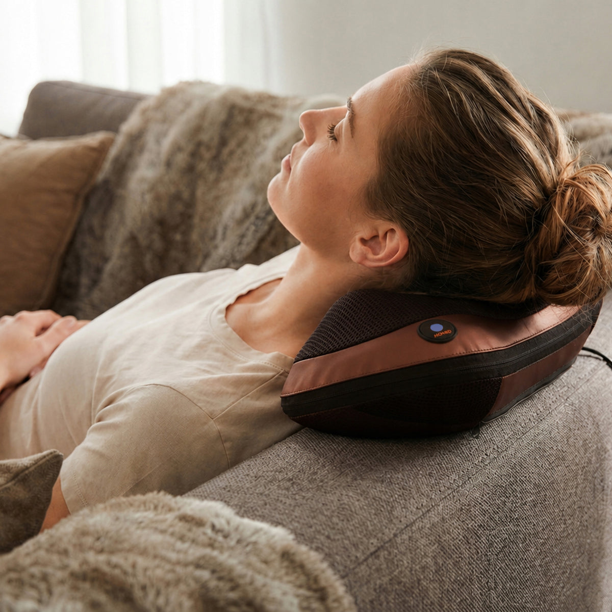 Massage Pillow with Heating Function Body Massager 4 Heads 20W KADEN Model XB-8081-2