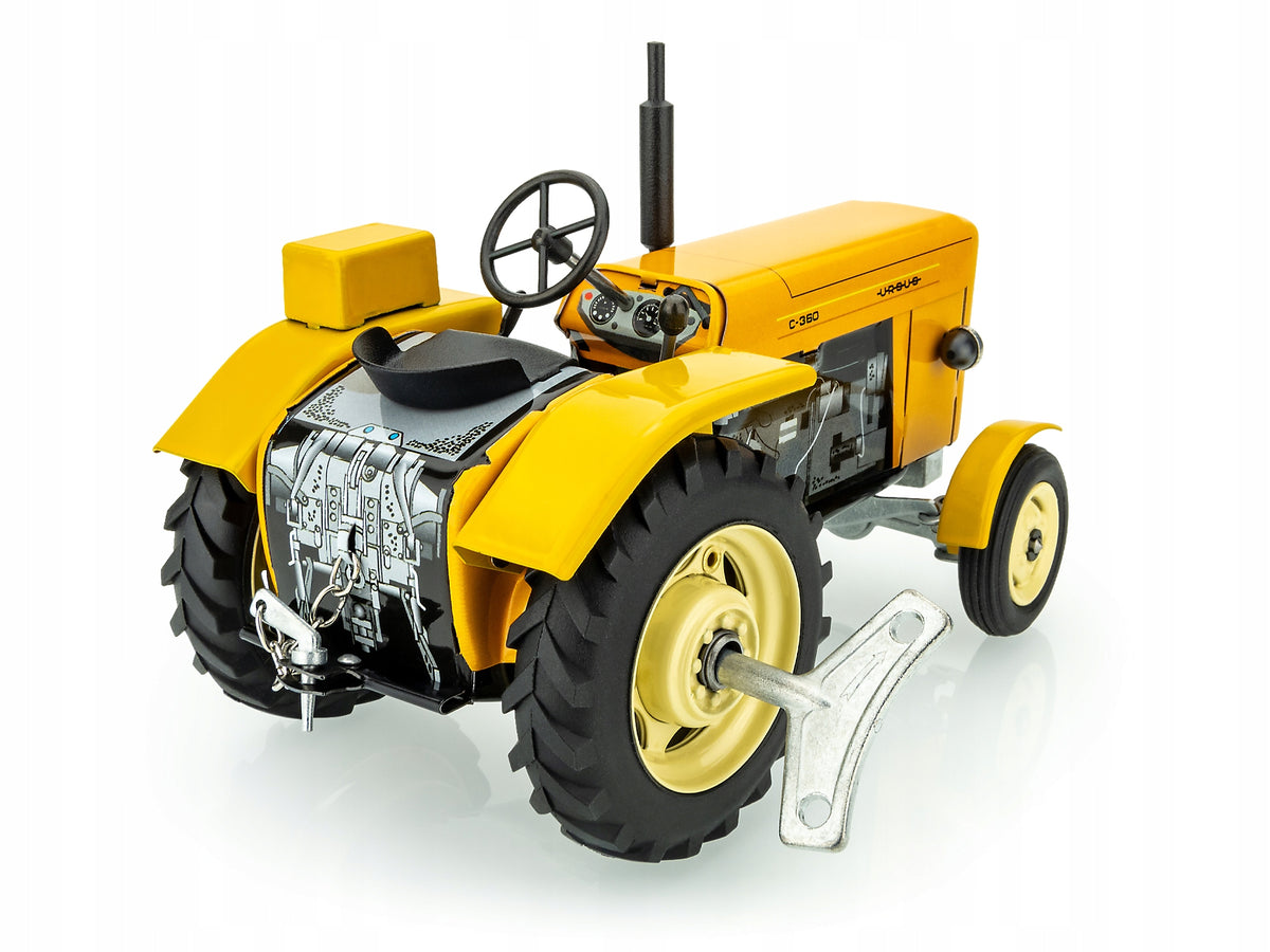 Metal tractor Ursus C-360 yellow driven model toy scale 1:25 Packaging status original