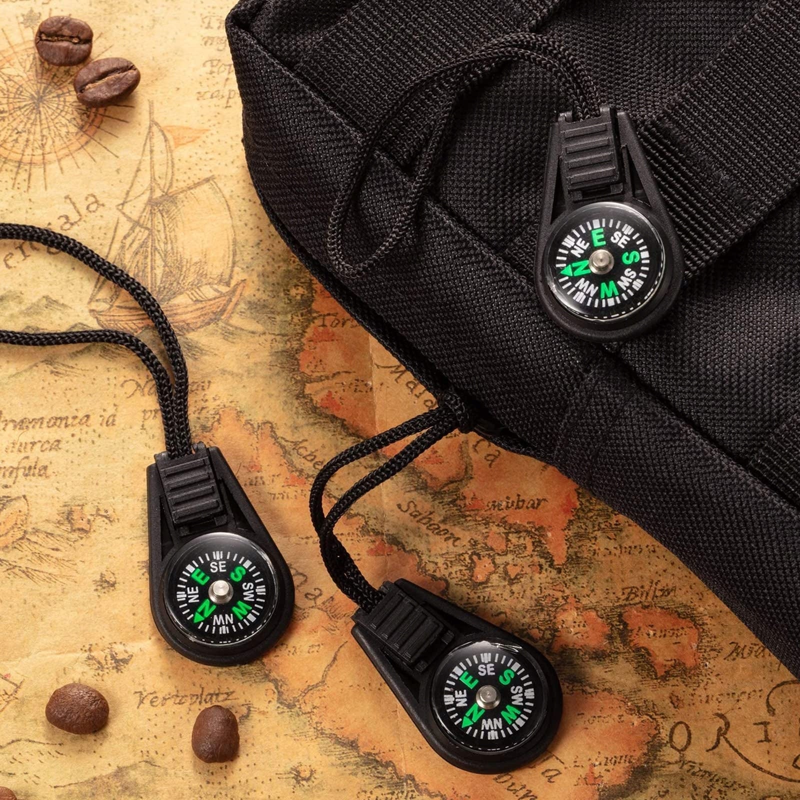 Mini Survival Compass 18 Pcs Colorful Compass for Camping and Hiking Model Survival