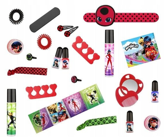Miraculous: Ladybug and Black Cat - Advent Calendar EAN (GTIN) 4054995069272