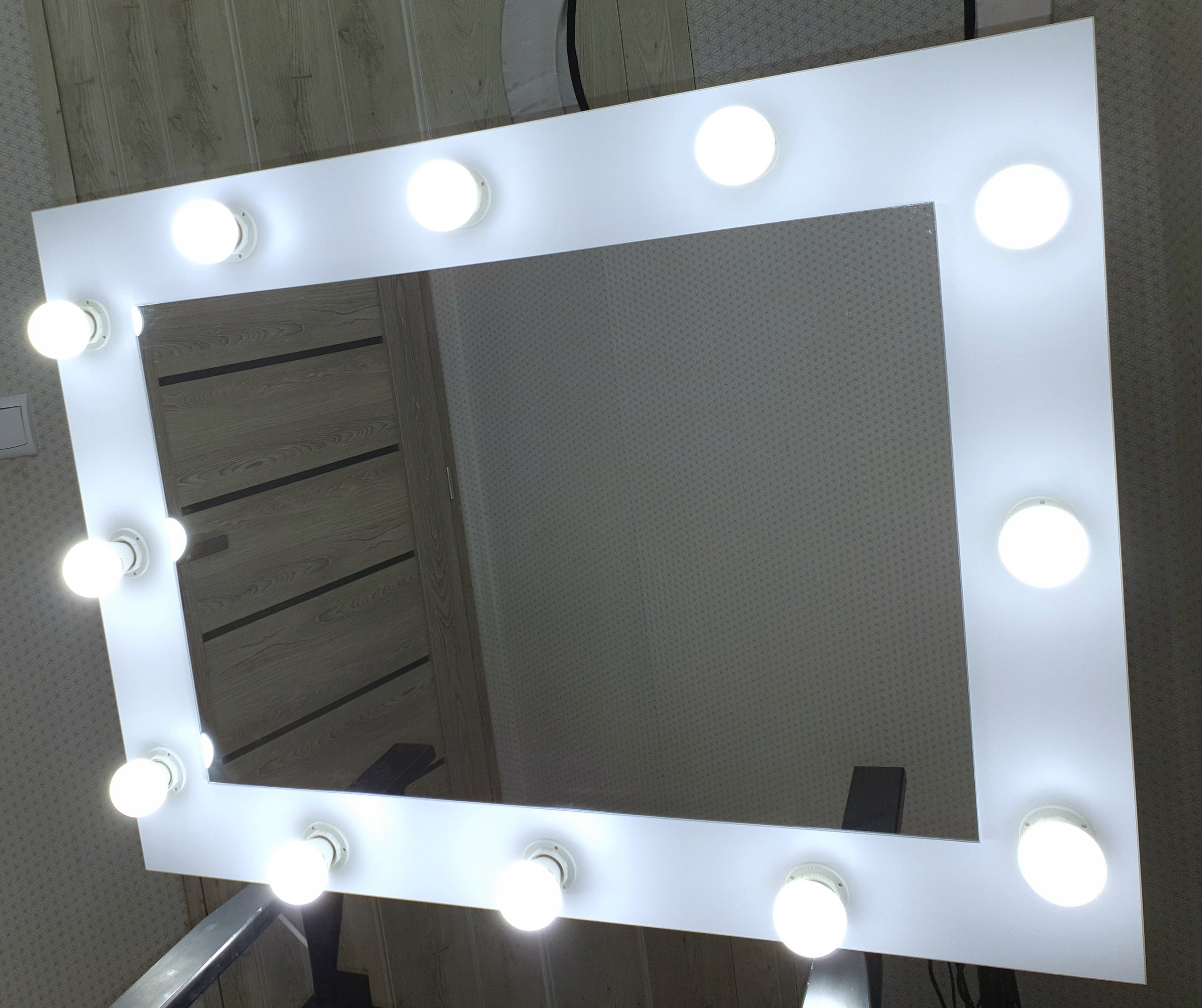 Mirror Hollywood WHITE IV 80x60 - Makeup make-up