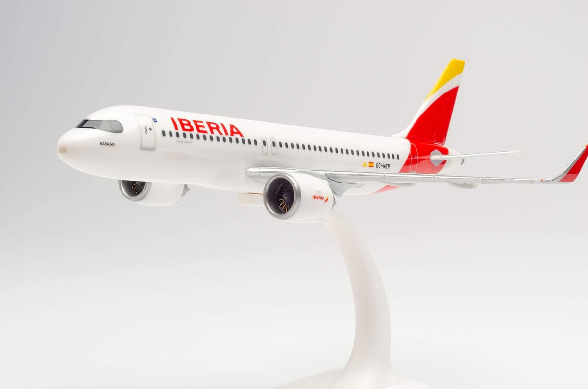 Model aircraft Airbus A320neo IBERIA 1:200