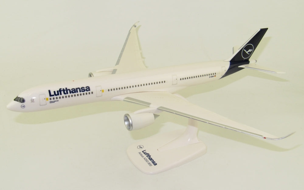 Model aircraft Airbus A350-900 LUFTHANSA 1:200 Packaging status original