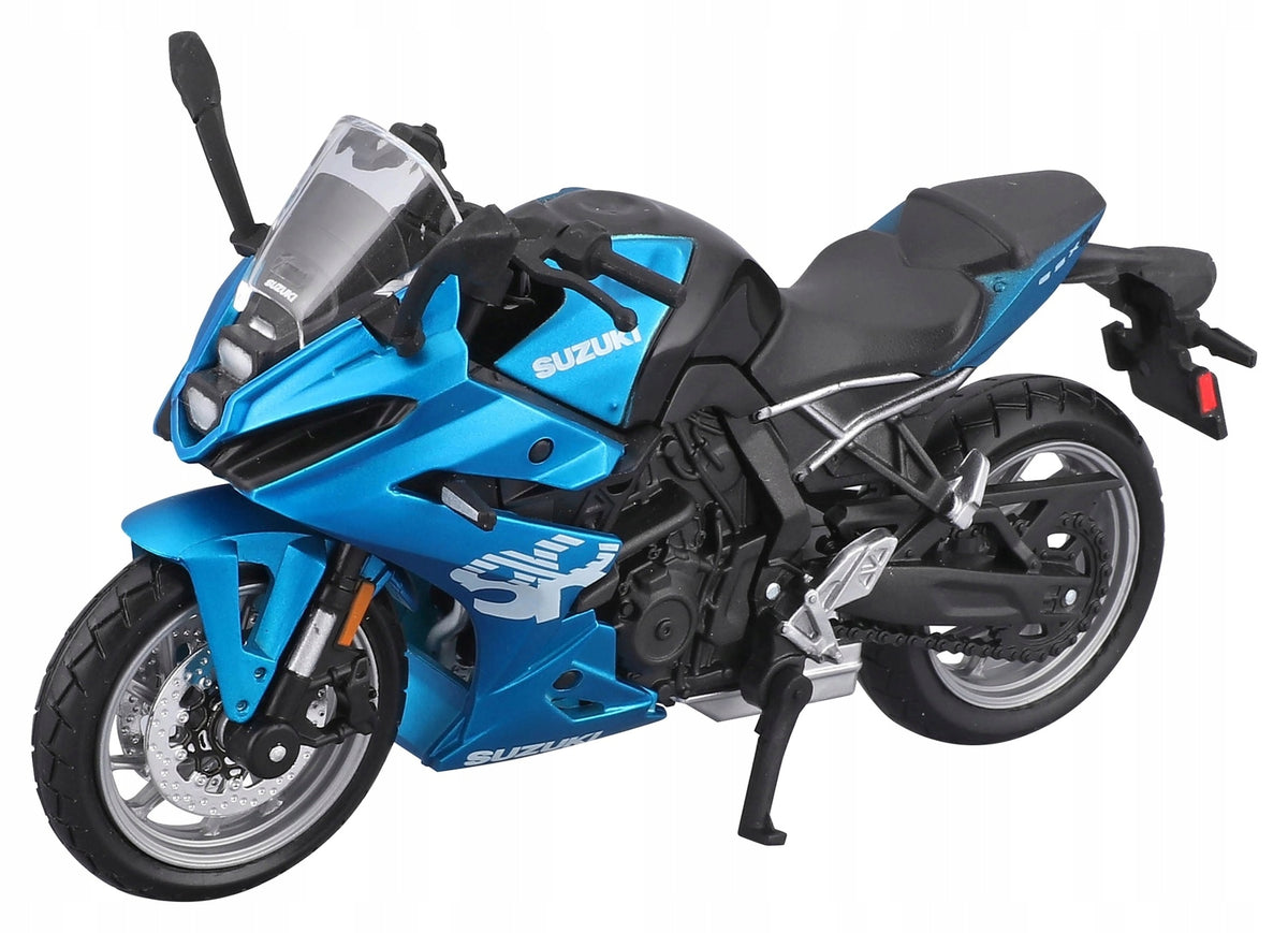Motorcycle model SUZUKI GSX-8R 1:18 Maisto gift for motorcyclist on shelf