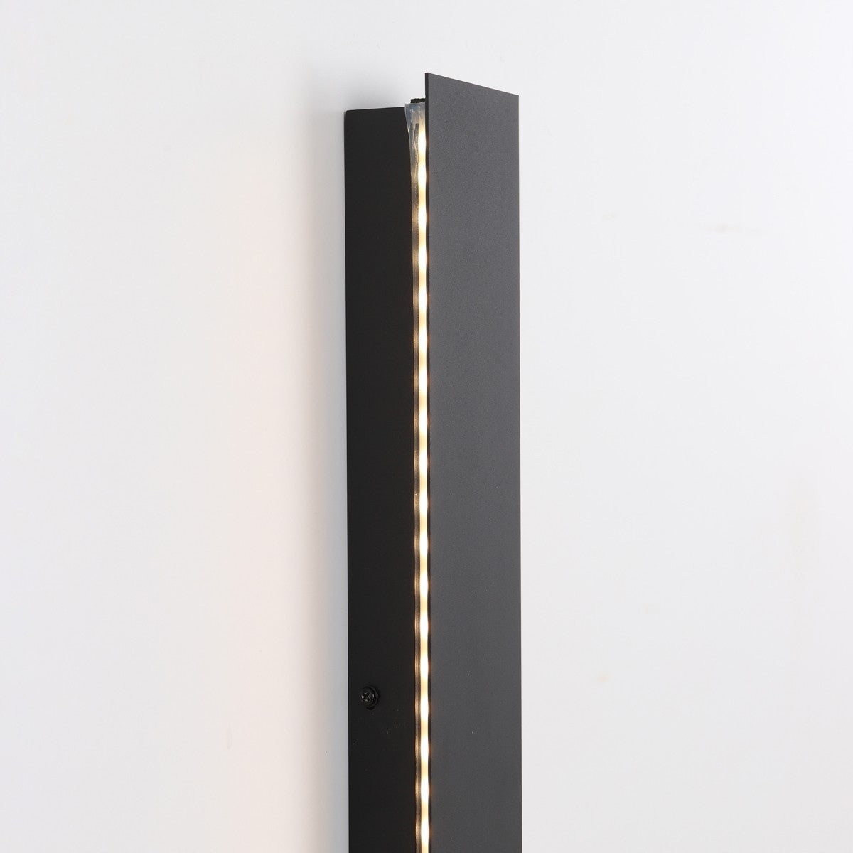 Mutti 4K OWL-2051-06-4K Modern Decorative Outdoor Wall Sconce Manufacturer code OWL-2051-06-4K