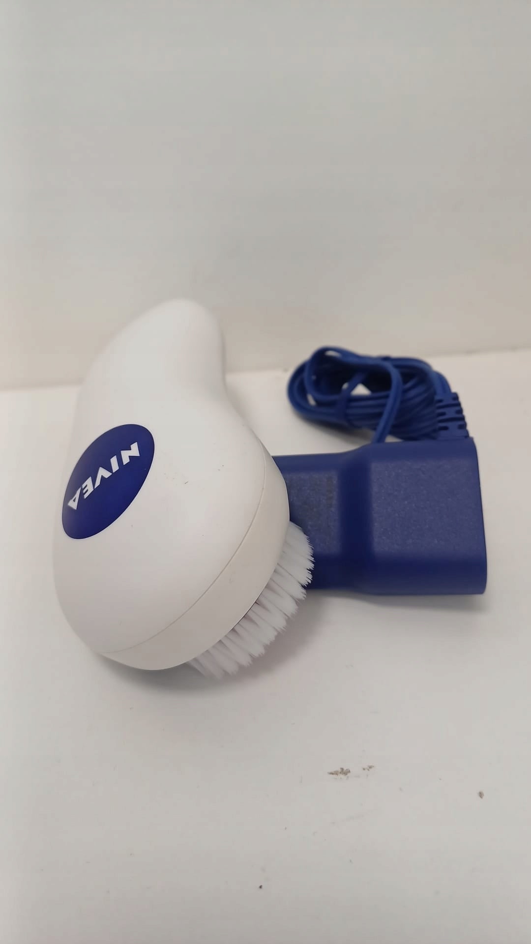 NIVEA Pure Skin Sensitive Skin Facial Brush Manufacturer code 4005900451866
