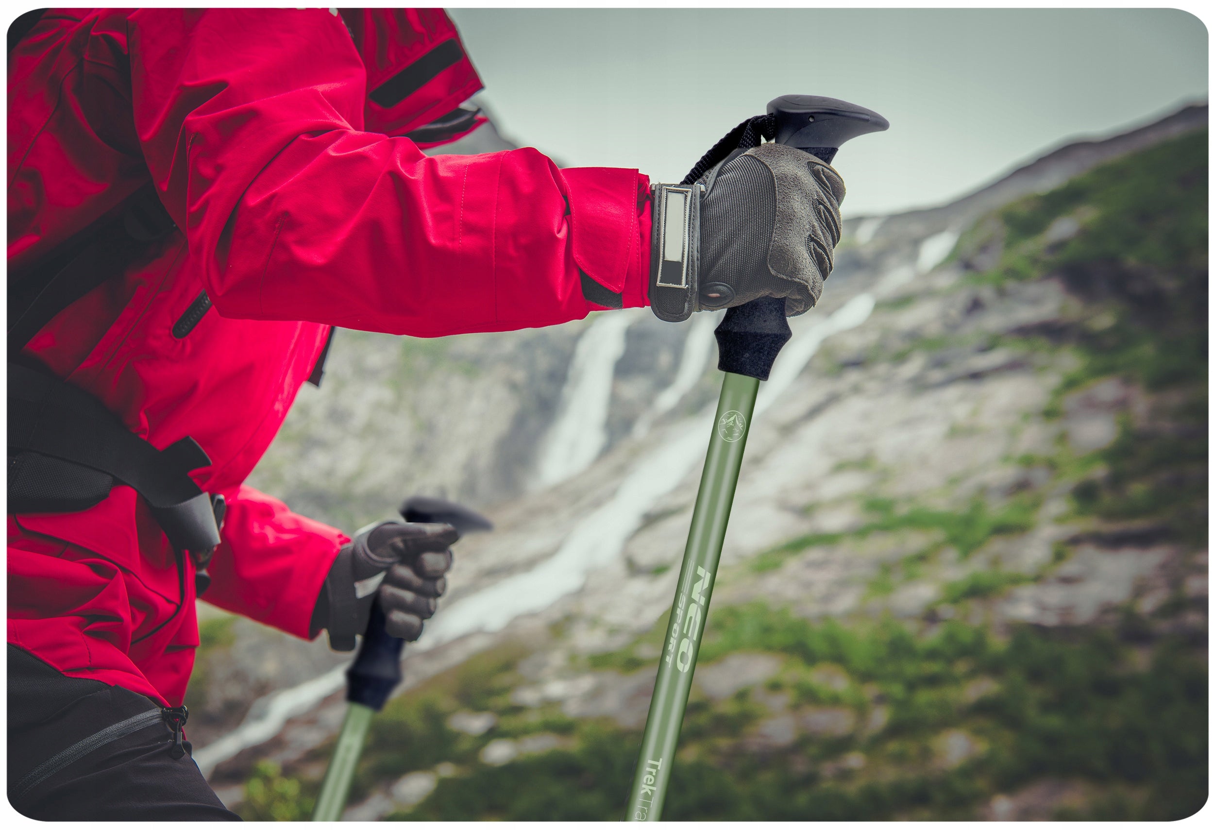 NORDIC WALKING POLES TREKKING POLES FOR WALKING IN THE MOUNTAINS 65-135cm 2pcs Manufacturer code 138101