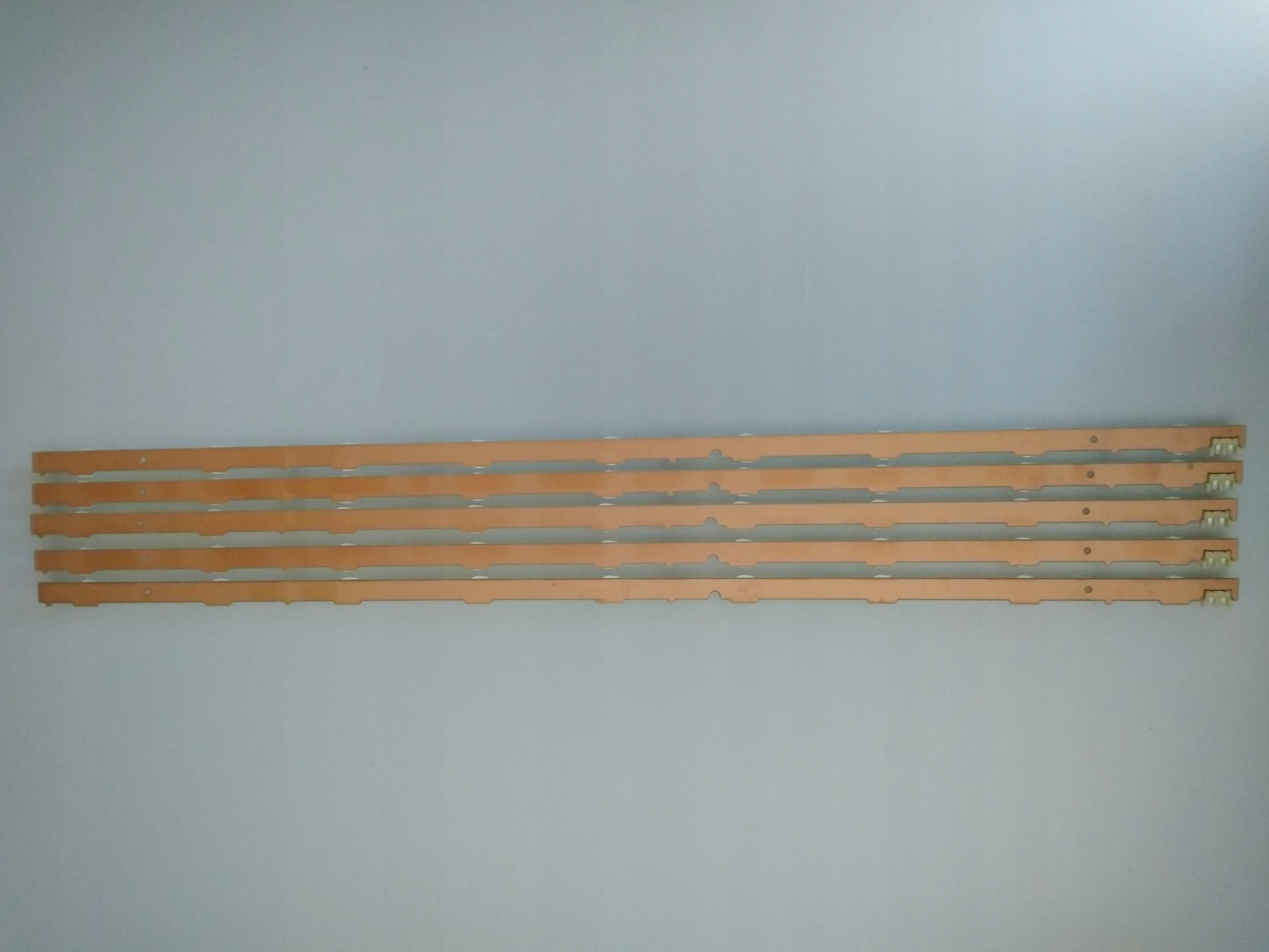 New Samsung UE32F5300 D2GE-320SC1-R0 LED strips Manufacturer no brand