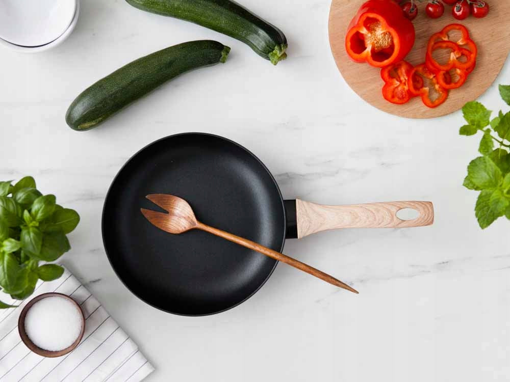 Non-STICK frying pan Altom Design Natura 28 cm for induction and gas Manufacturer code 0204003555