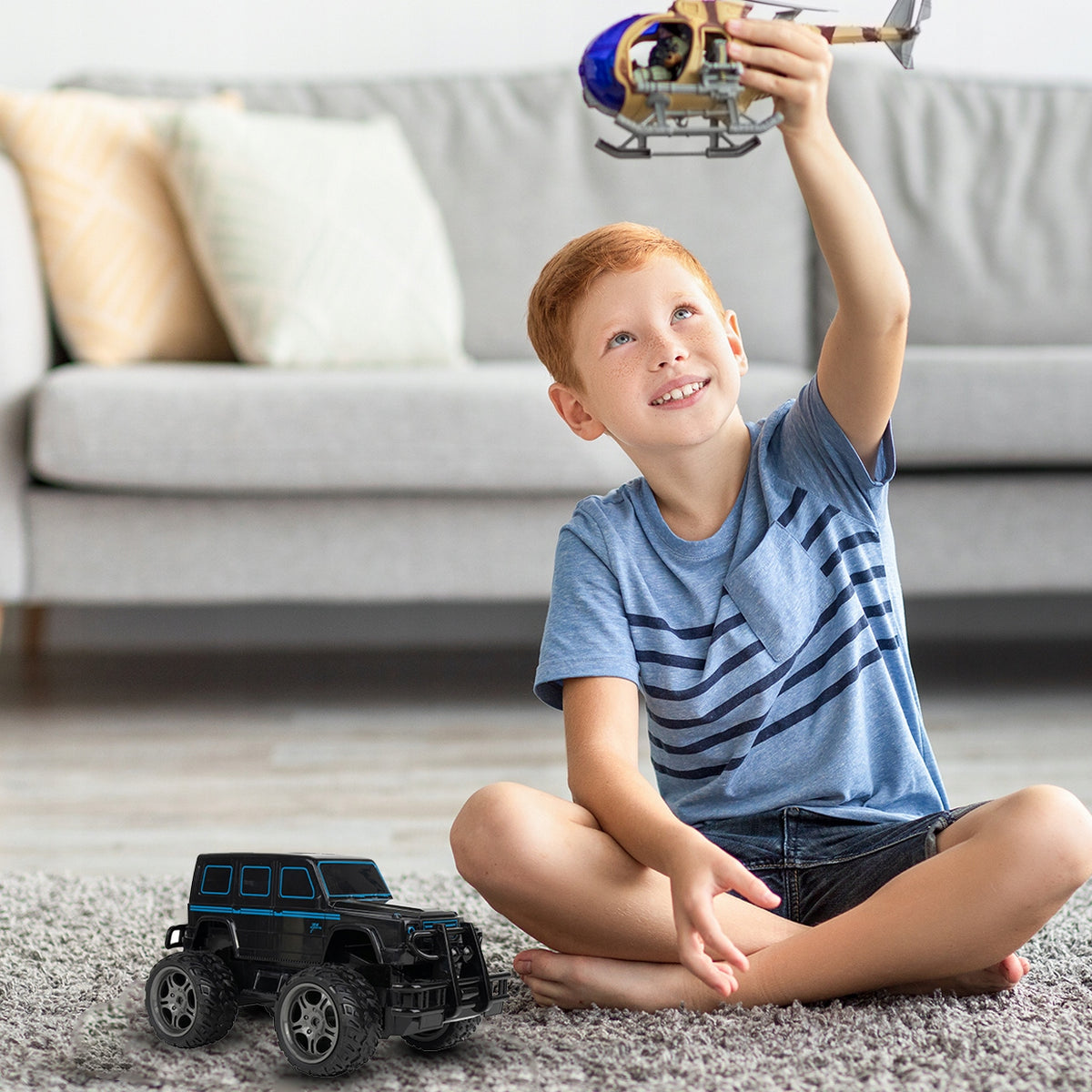 OFF-ROAD CAR RC SWAT ON REMOTE CONTROL USB CHARGER Batteries included no