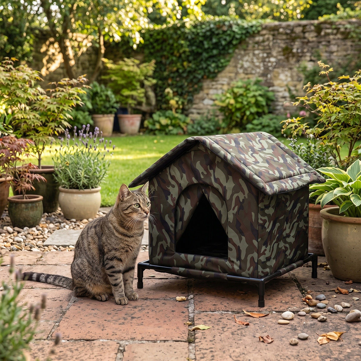OUTDOOR CAT HOUSE MADE OF WATERPROOF OXFORD MATERIAL FOR ALL SEASONS Packaging status original
