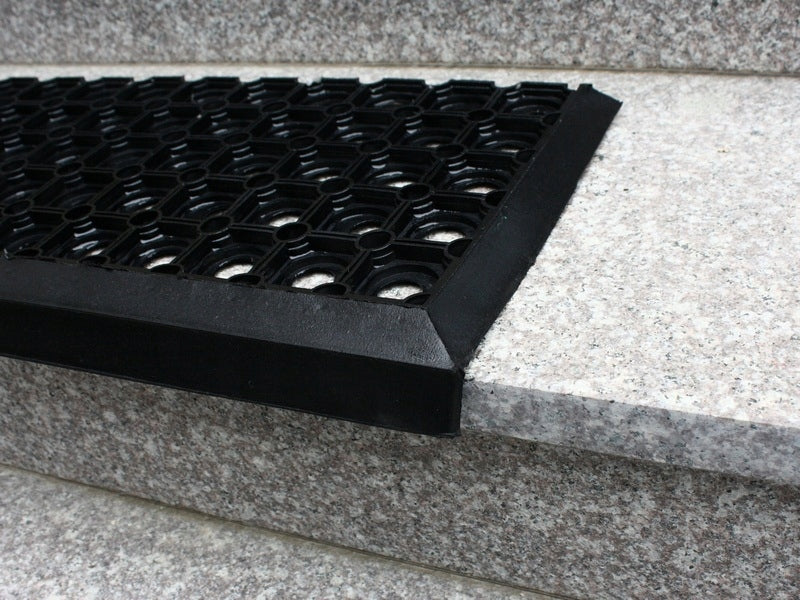 OVERLAYS FOR EXTERNAL STAIRS RUBBER HONEYCOMB Manufacturer code NAKŁADKI SCHODY ZEWNĘTRZNE