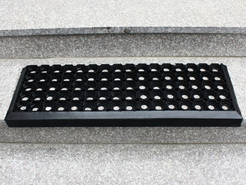 OVERLAYS FOR EXTERNAL STAIRS RUBBER HONEYCOMB Packaging status original
