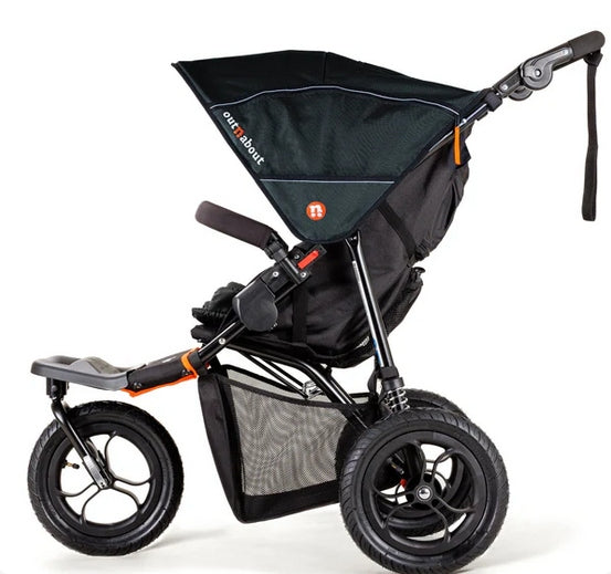 Out n About Nipper Single Stroller v5 in Summit Black