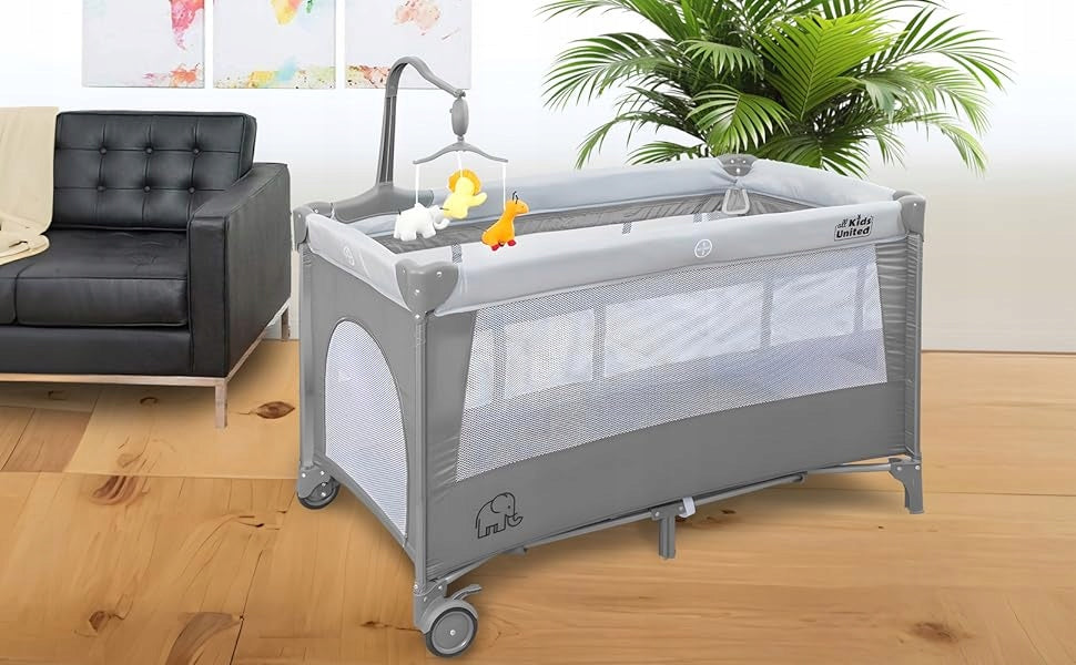 Outlet Travel cot for children, with changing table Manufacturer code 100256872