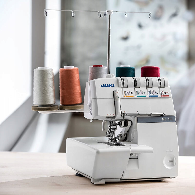 Overlock renderer Juki MO-735 + Freebies Accessories + BOOK Manufacturer code 4946973008055