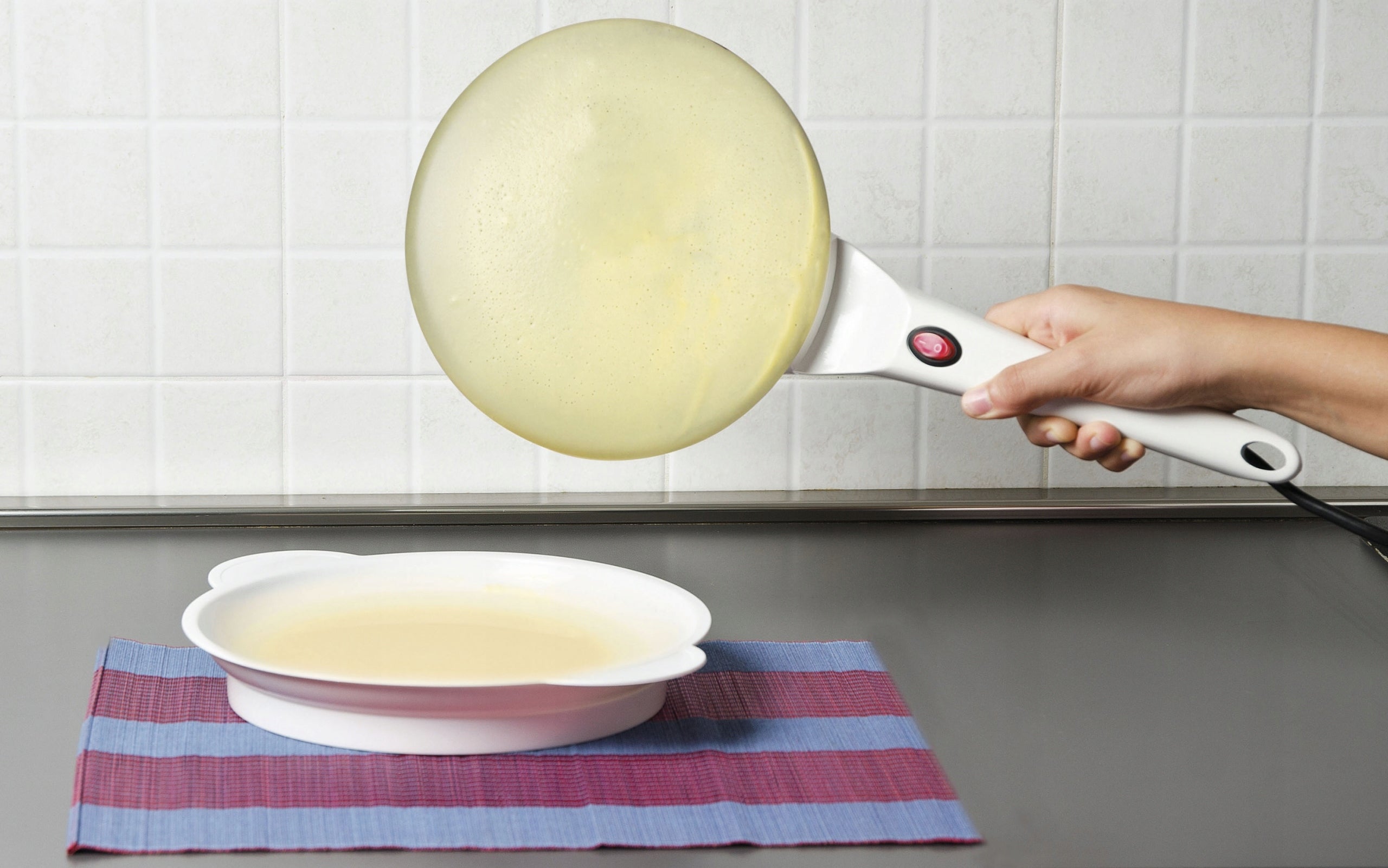 PAN G3FERRARI FOR PANCAKES 800 W + BOWL + EBOOK FREEBIE! Brand G3Ferrari