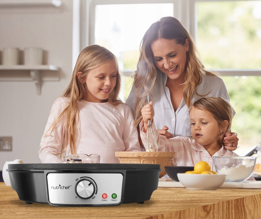 PANCAKE MAKER ELECTRIC FRYING PAN 1200W 30CM WIDE FAST HEATING Power rating 1200 W