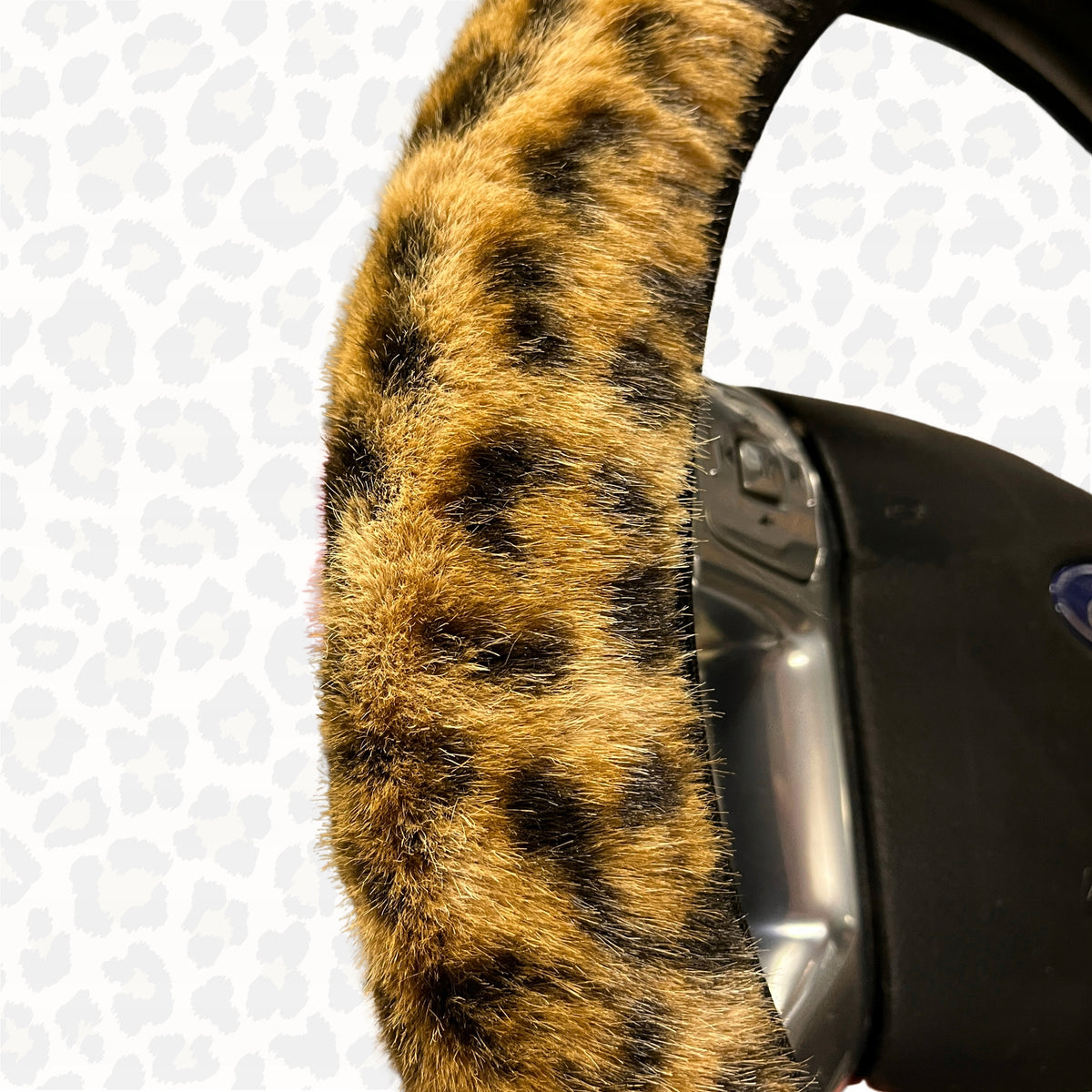 PANTERKA CAR STEERING WHEEL COVER overlay 36 - 38 CM FUR Packaging status original