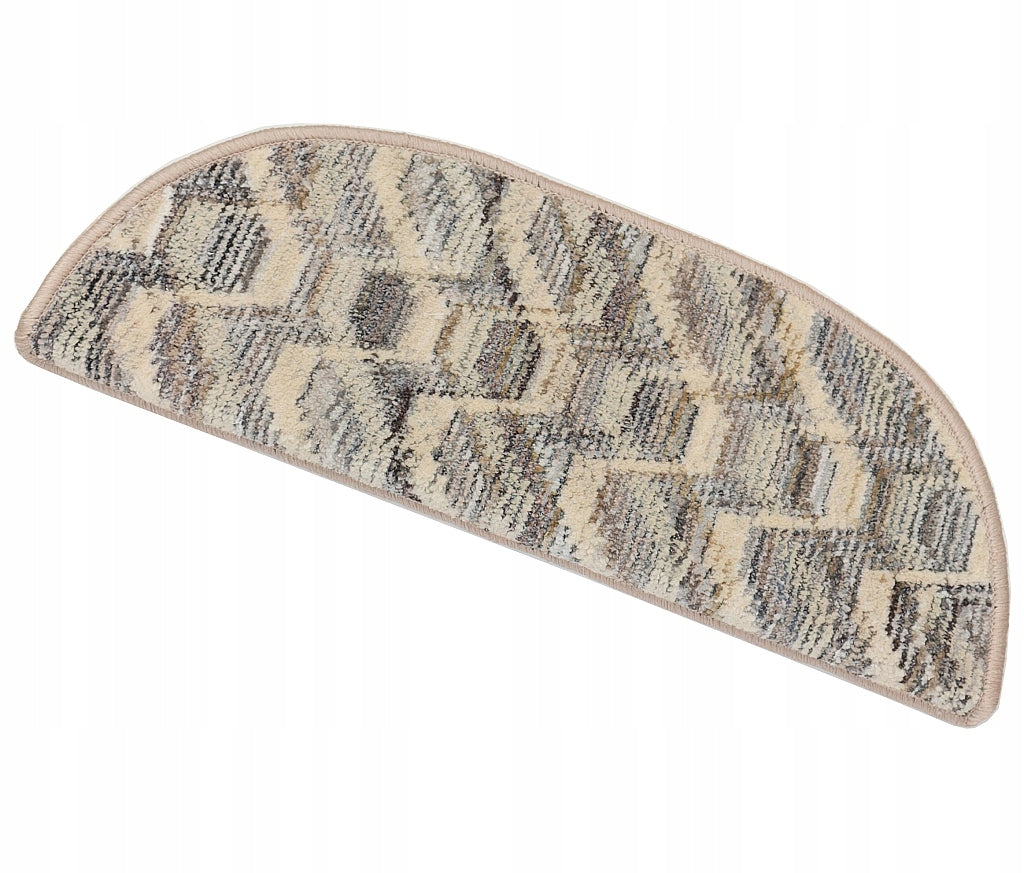 PAVEMENT OVERLAYS FOR STAIRS ON FELT
