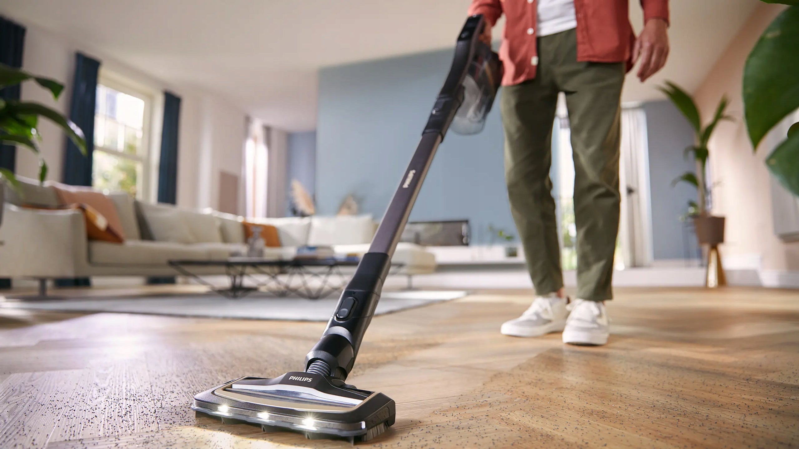PHILIPS AquaTrio XW9465/11 cordless vacuum cleaner with active cleaning function Dominant color black