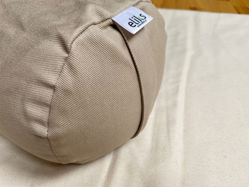 POLISH PRODUCT Reinforcement roller for YOGA 60x20cm buckwheat shell with cover BEIGE EAN (GTIN) 5904012757868