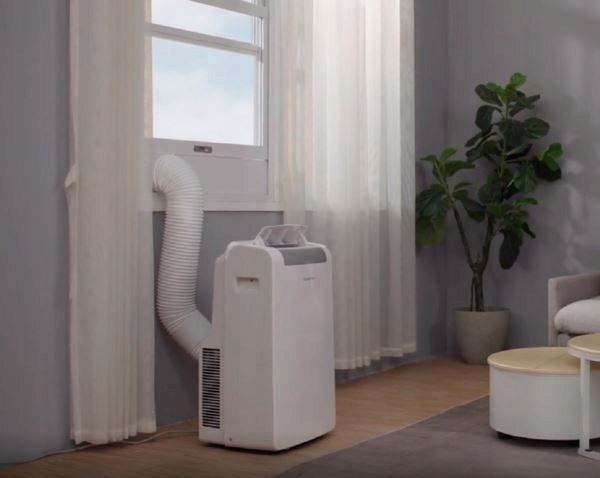 PORTABLE AIR CONDITIONER ARISTON MOBIS PLUS 10 Heating power 1 W