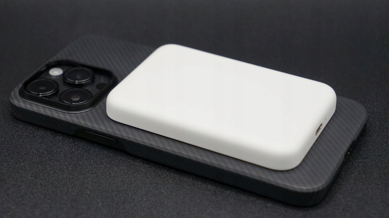 POWERBANK 5000 MAH MAGSAFE WIRELESS COMPACT MUST-HAVE WHITE STYLISH Packaging status original