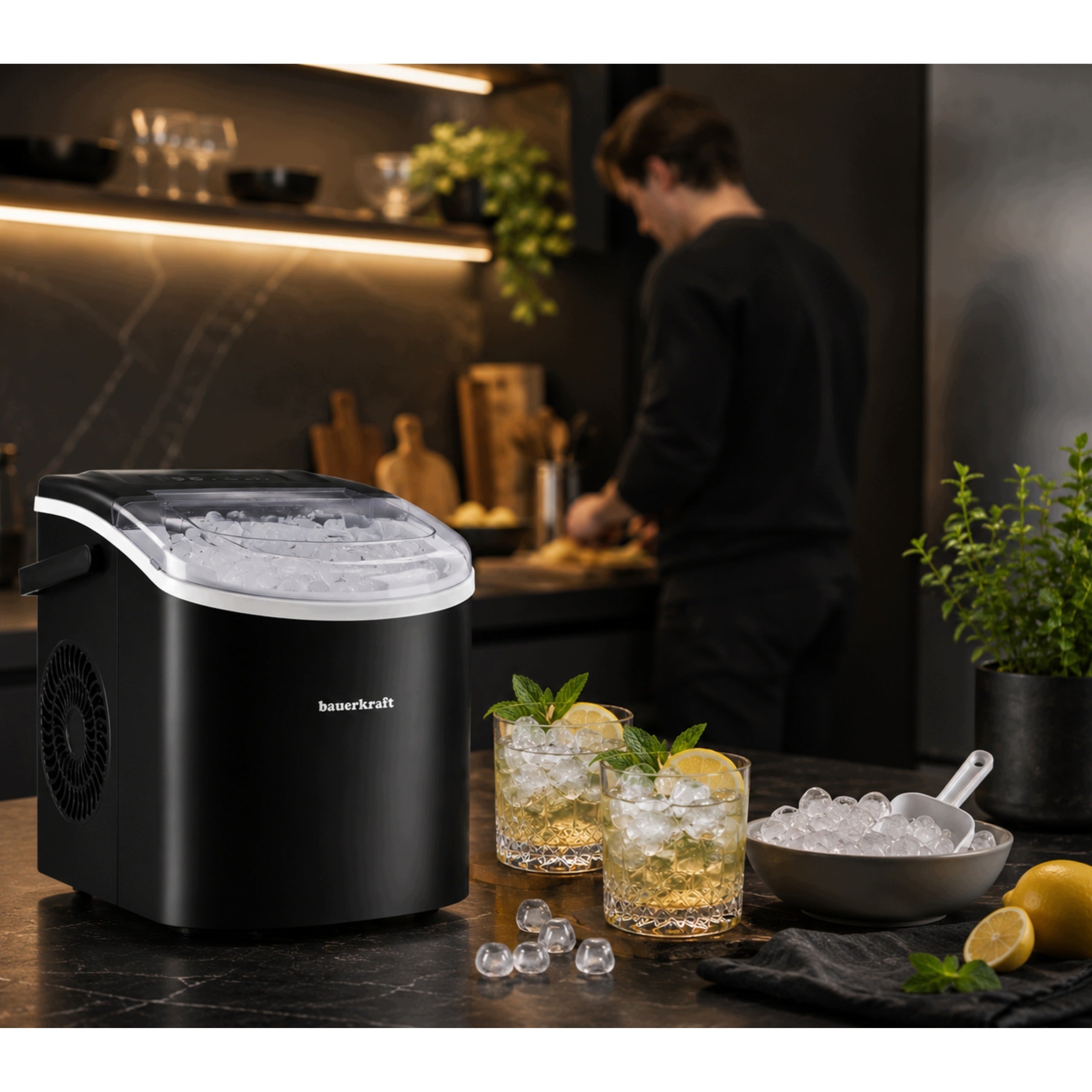 PREMIUM ICE MAKER 90W 12KG 1,3L SET ICE SPOON ICE BASKET Manufacturer code KD4124