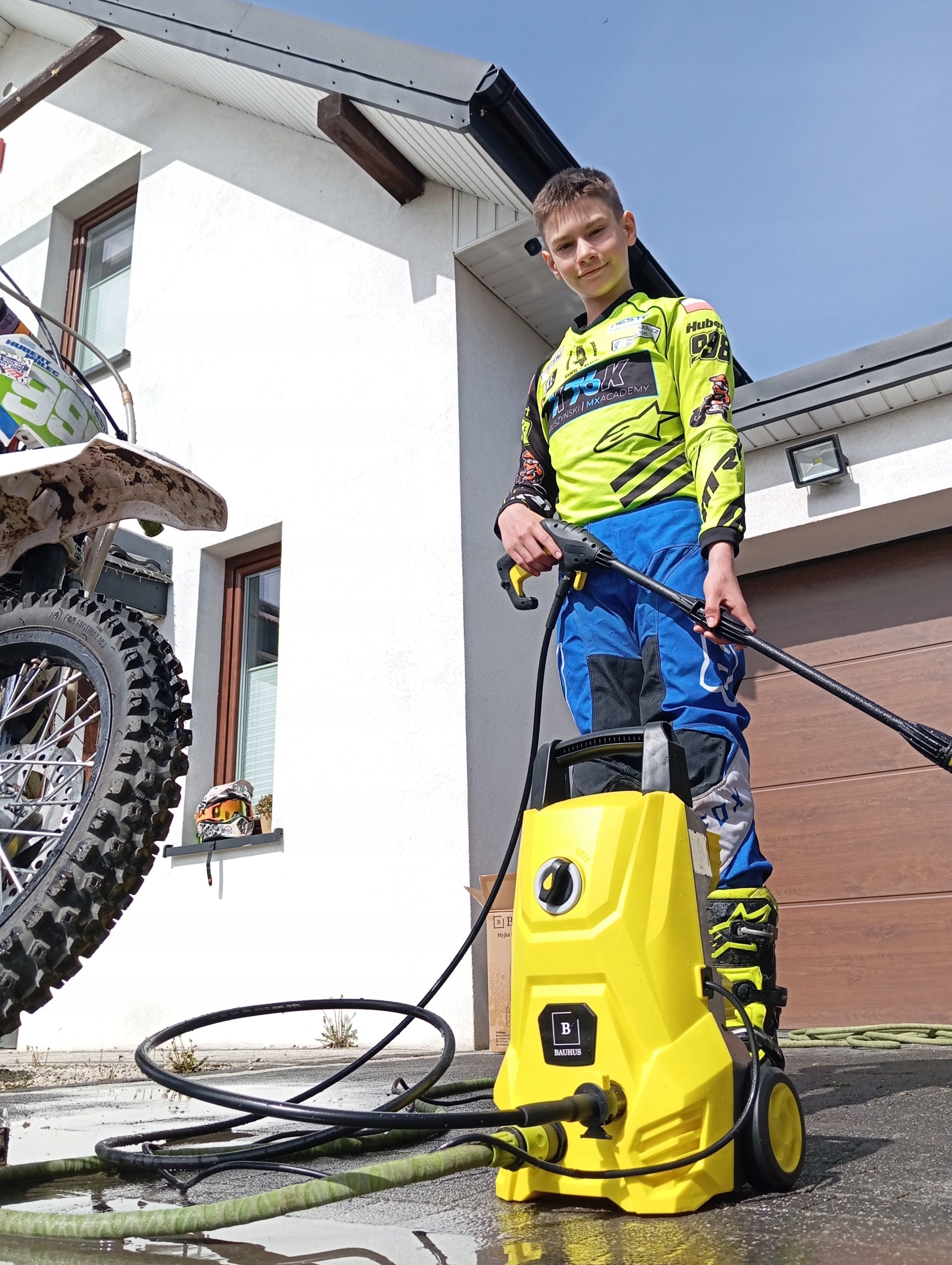 PRESSURE WASHER Powerful Pump PREMIUM PRO 1500W + LIQUID KARCHER FREEBIE Pump type made of aluminum