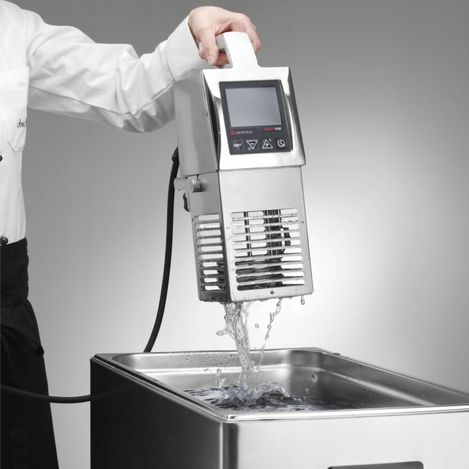 PROFESSIONAL CIRCULATOR FOR COOKING SOUS VIDE 2000W BLUETOOTH 56L 230V Brand Sammic
