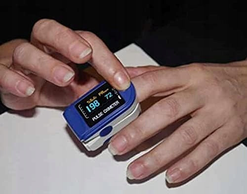 PULSE OXIMETER WITH DIGITAL DISPLAY WATERPROOF Color white