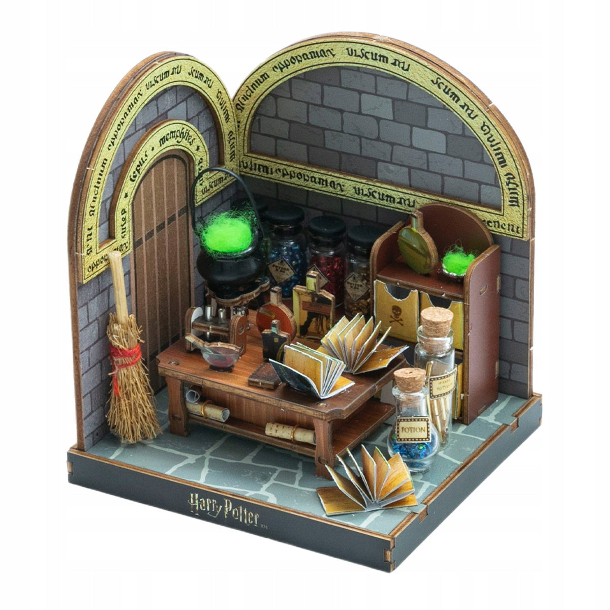 PUREMIND HARRY POTTER FOLDING WOODEN MODEL SCENE POTION LESSONS Packaging status original