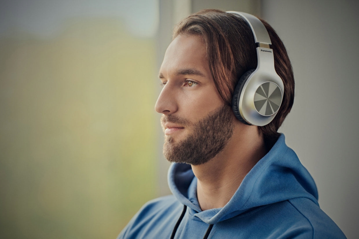 Panasonic RB-HX220BDEK XBS Wireless On-Ear Headphones EAN (GTIN) 5025232941728