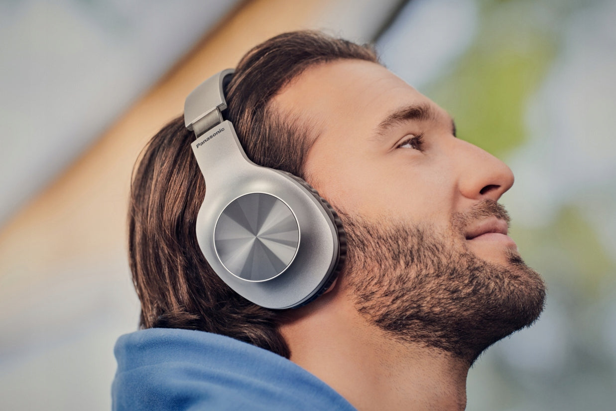 Panasonic RB-HX220BDEK XBS Wireless On-Ear Headphones Manufacturer code 5025232941728