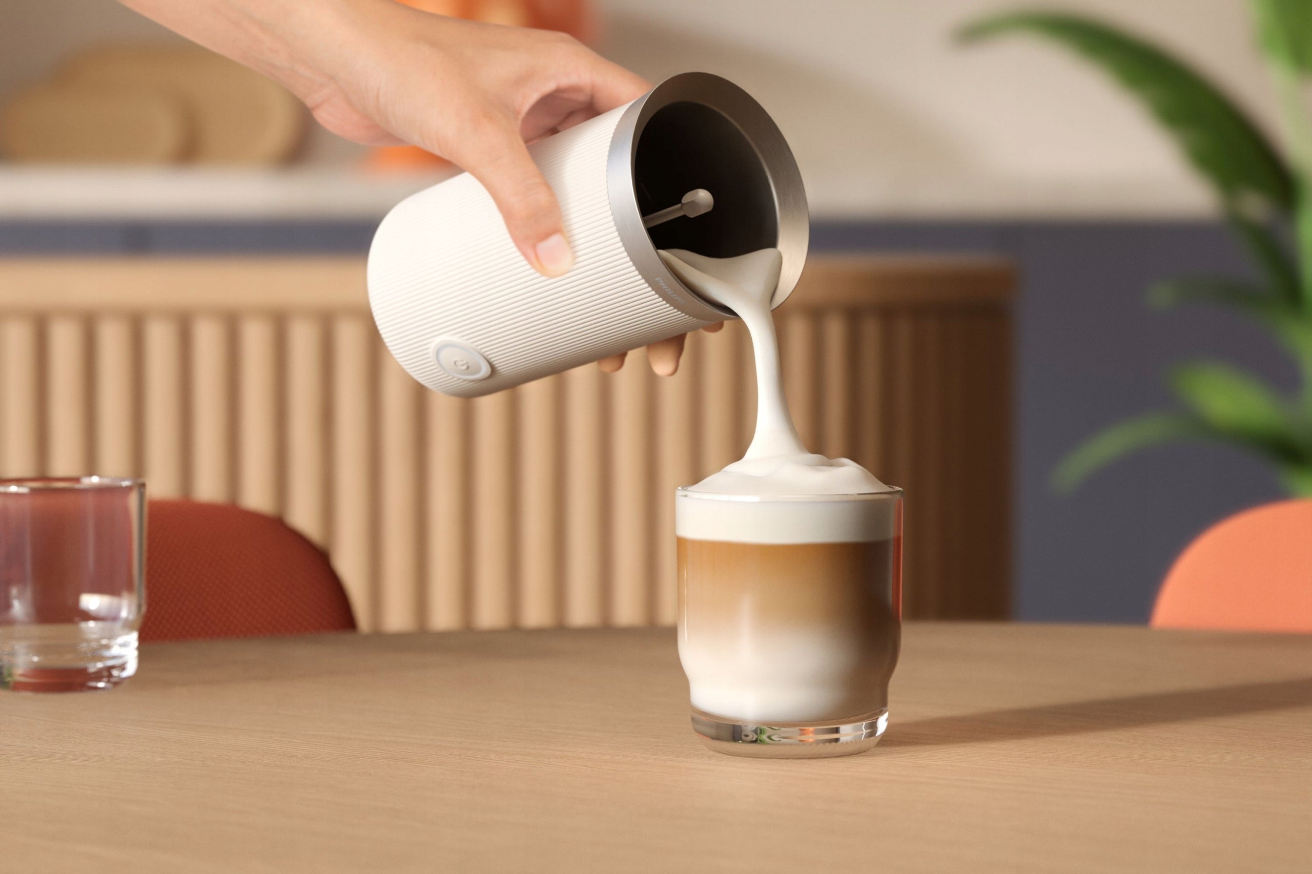 Philips Baristina electric milk frother white BAR311/00 Brand Philips