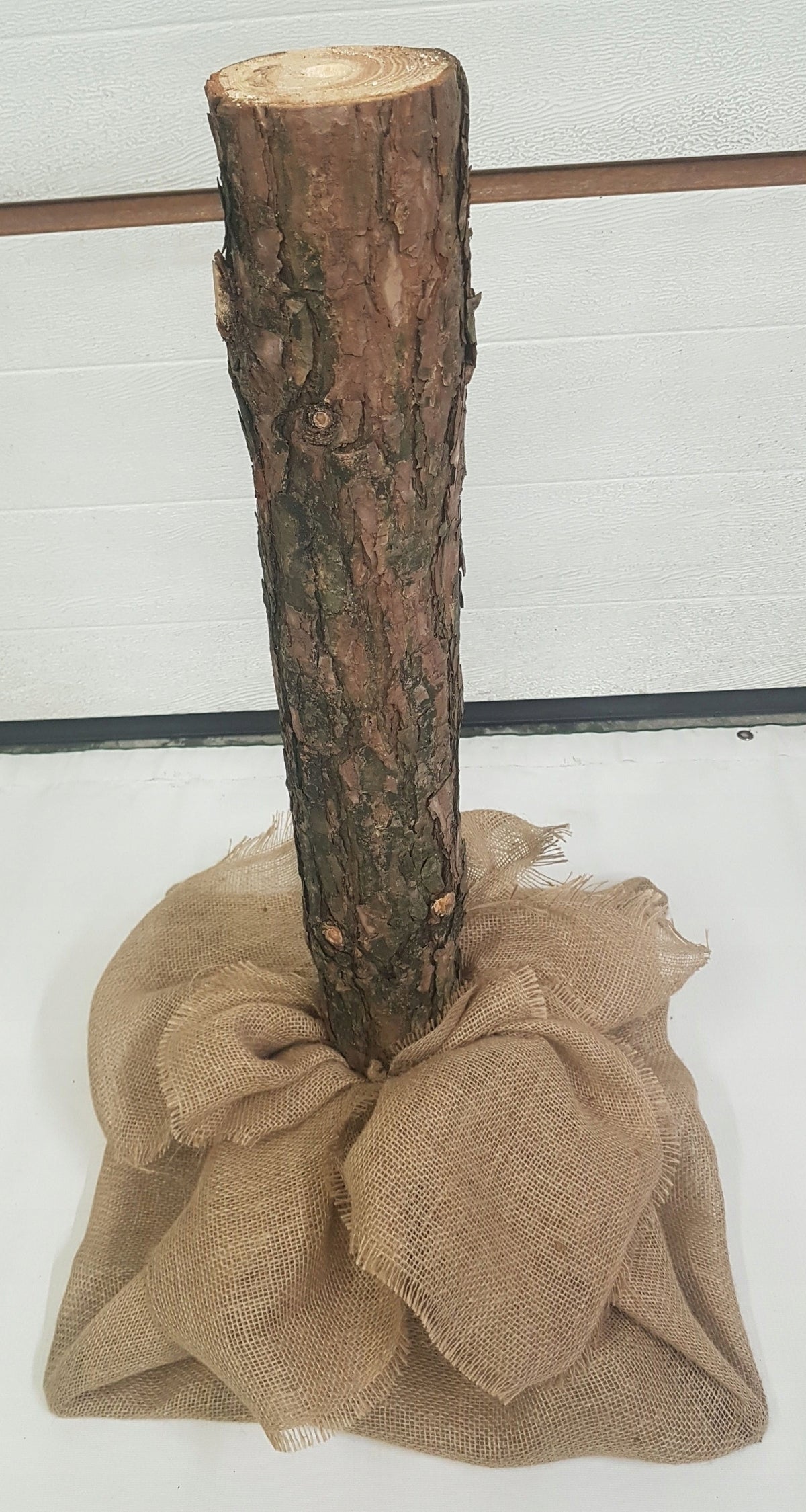 Pine trunk for artificial Christmas tree on trunk height 70 cm, diameter 12 cm