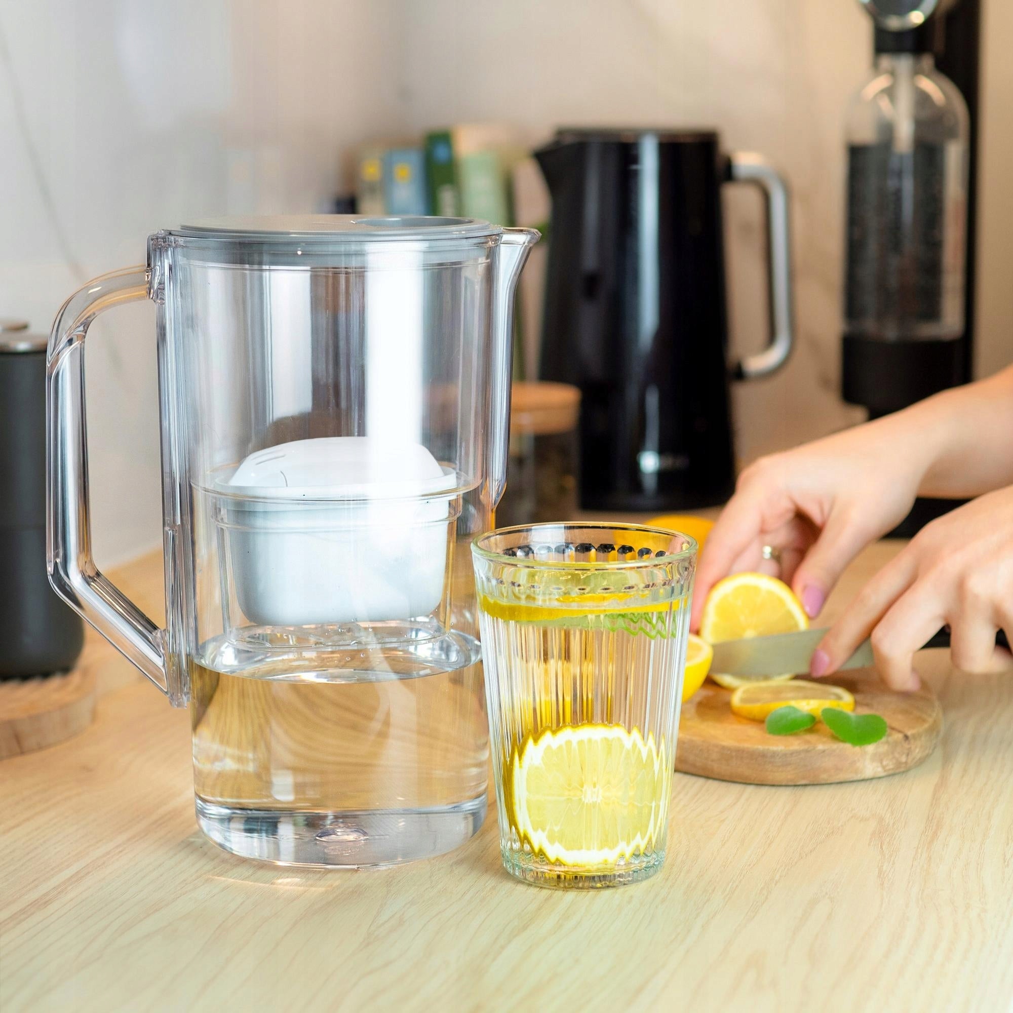 Plastic filter jug AquaFloow J-MAXI 2,5l grey + 3x water filter Packaging status original