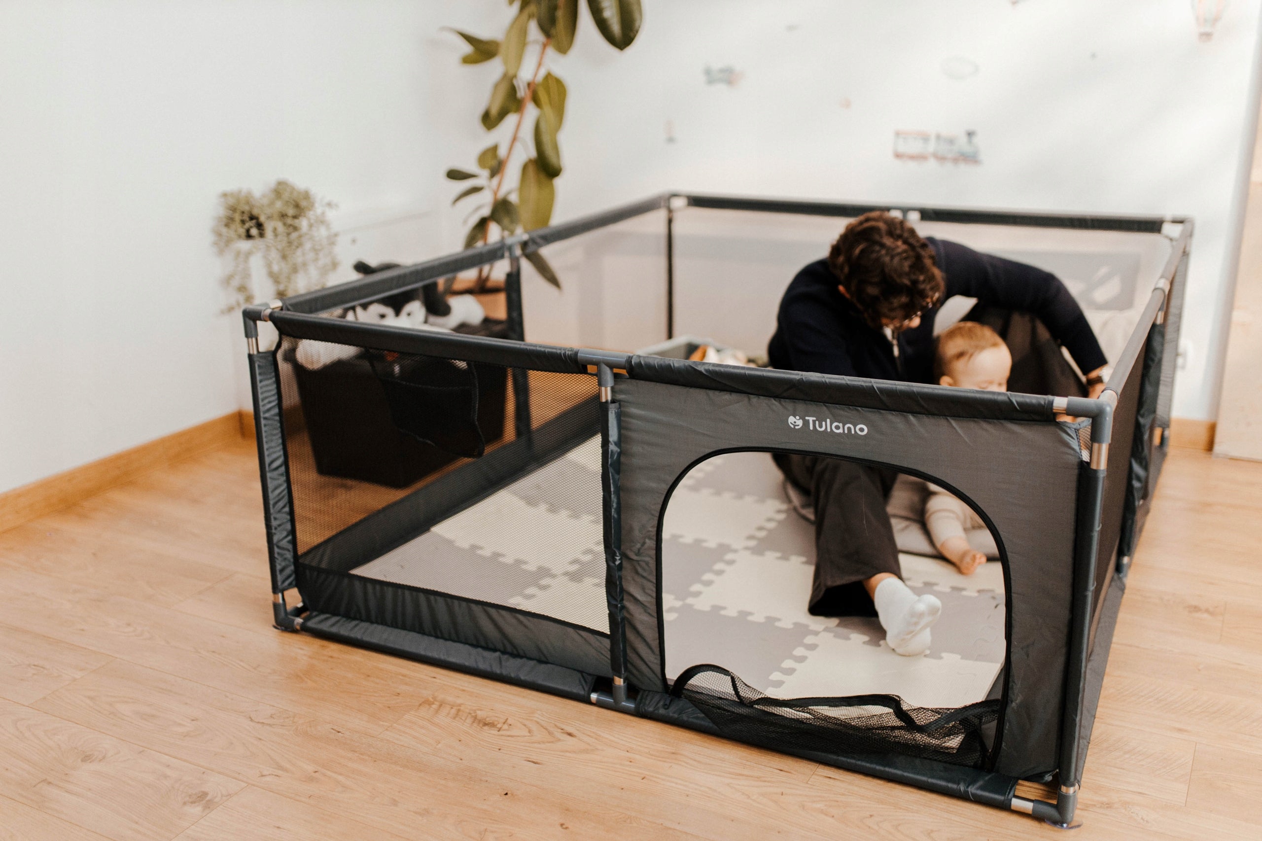 Playpen for children TULANO graphite folding dry pool square toys 130x130 cm Packaging status original