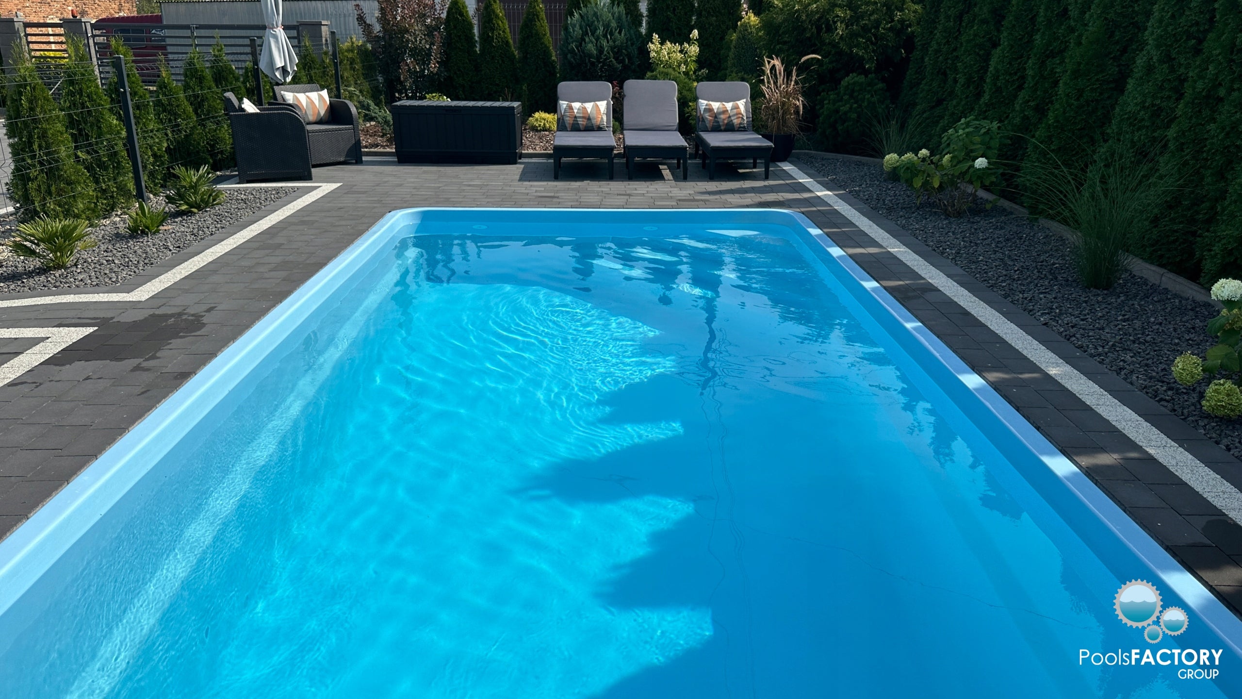 Polyester Laminate Garden Pool 7.0x3.2x1.55 Ready Digging Set Brand PoolsFACTORY GROUP