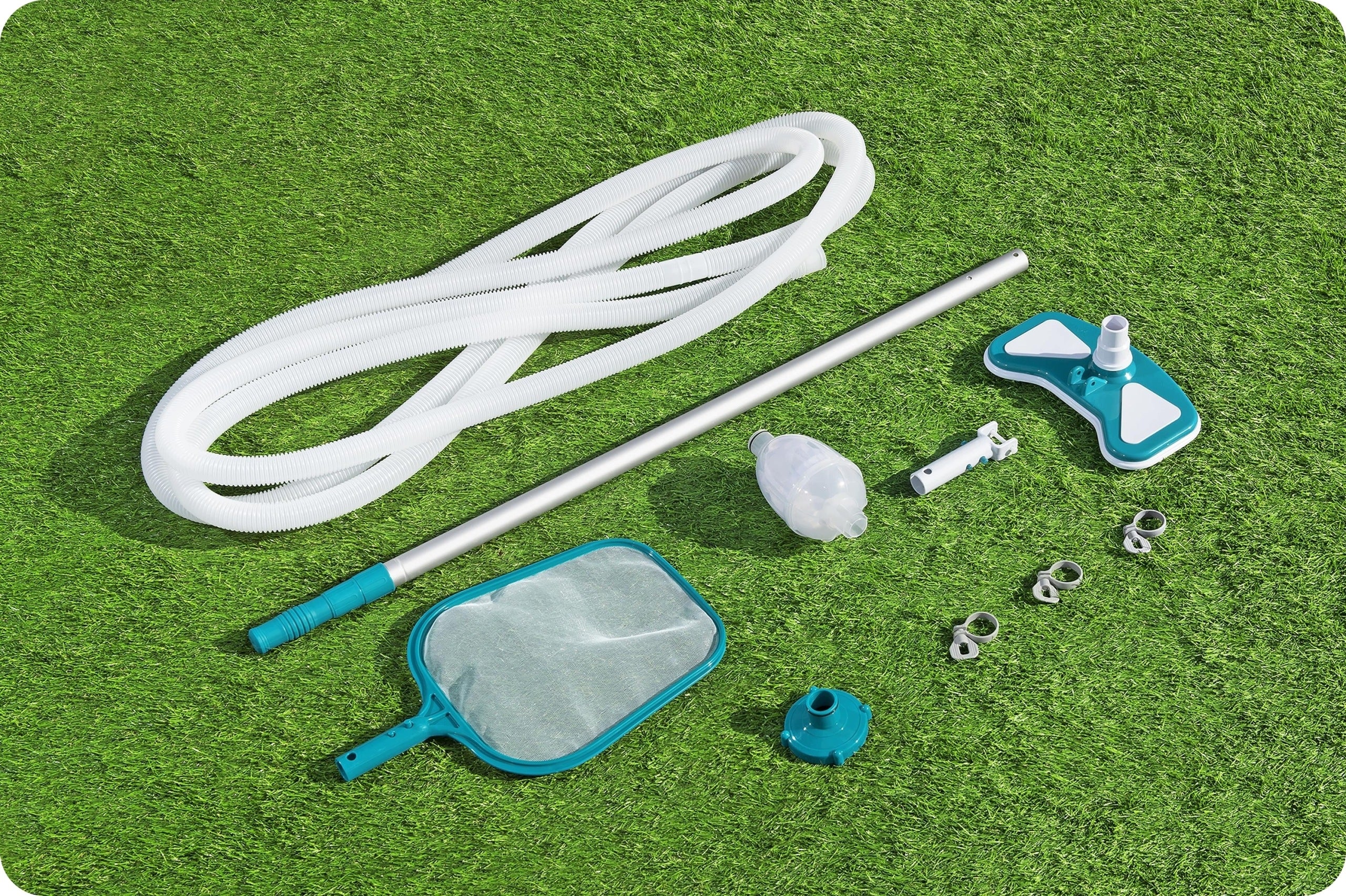 Pool Cleaning Kit for Pool Vacuuming 26788NP Intex Manufacturer code czyszczenia sprzątania dna 26788NP wody