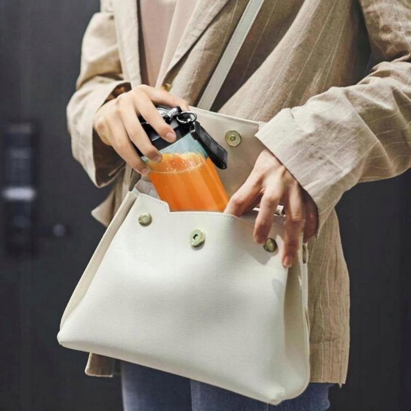 Portable USB Wireless Blender – Perfect for Travel and Smoothie Manufacturer code yhgujntyhijyrijuyujdt