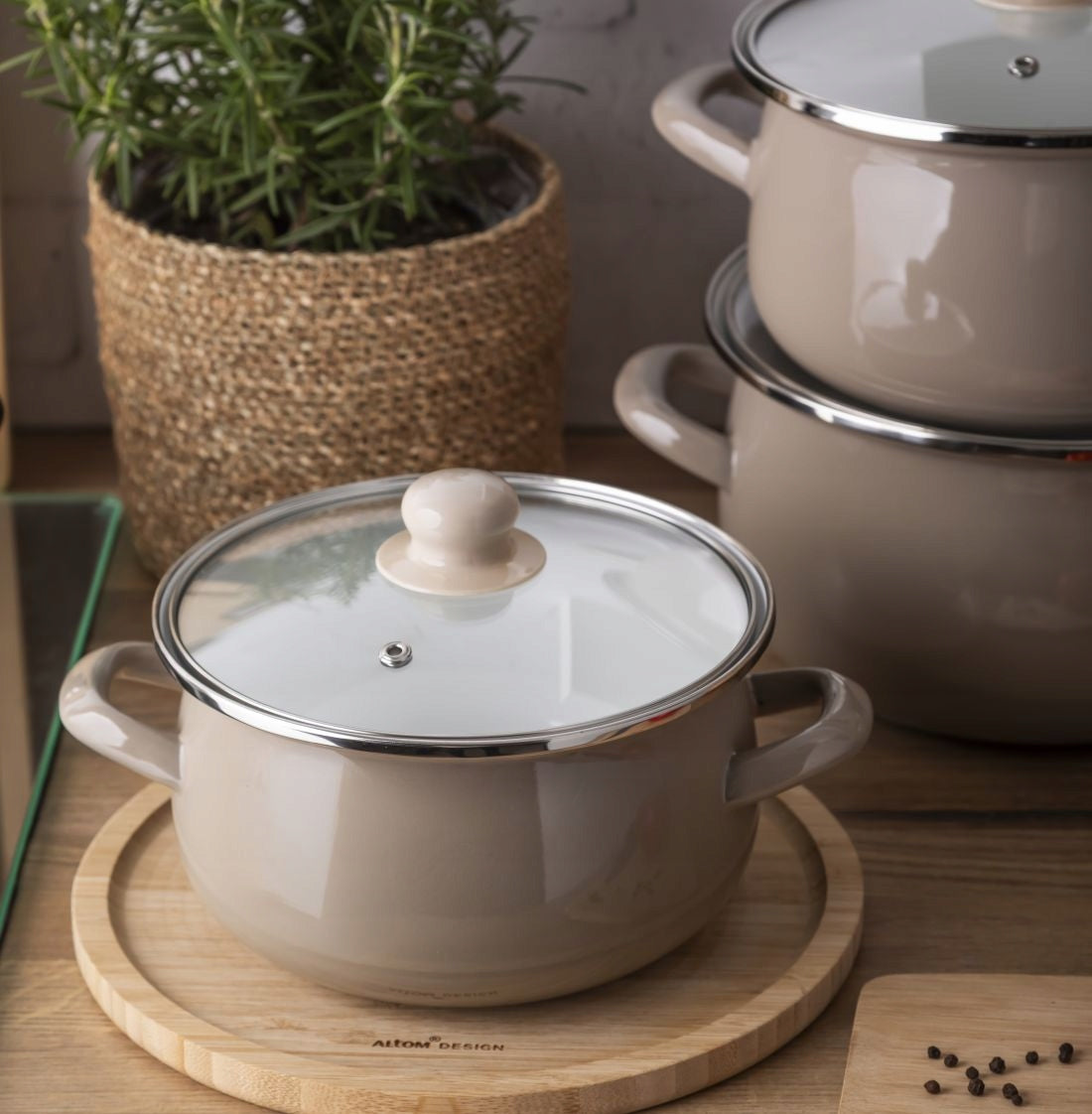 Pot with lid enamel induction gas 20 cm Altom Design taupe 2,7 l Brand Altom Design