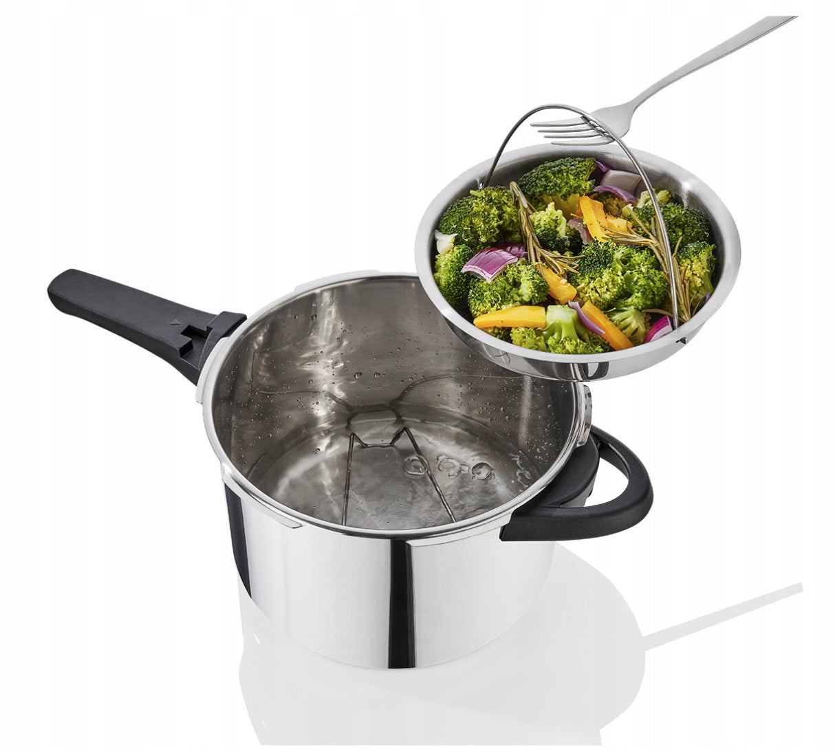 Pressure cooker ERNESTO 6 L for steaming + steam insert EAN (GTIN) 4058143065079