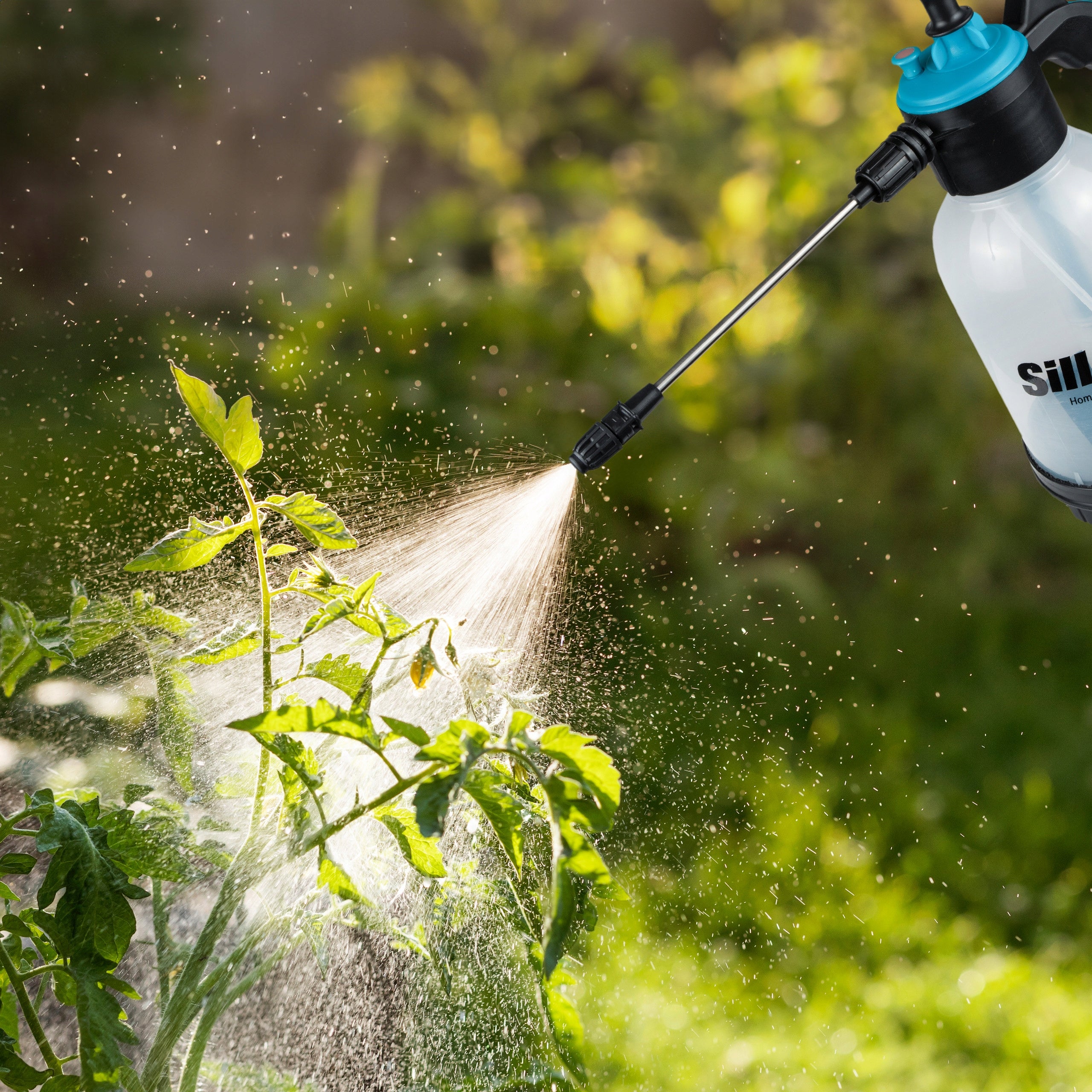 Pressure sprayer Sillar 2L hand washer plants with measuring cup +Lanca Brand Sillar