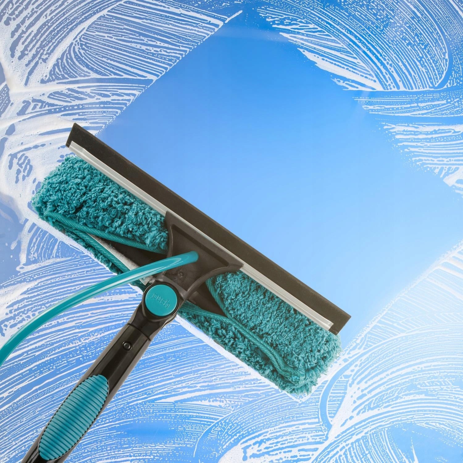Professional washer telescopic brush 2m washing photovoltaic panels Batteries included no