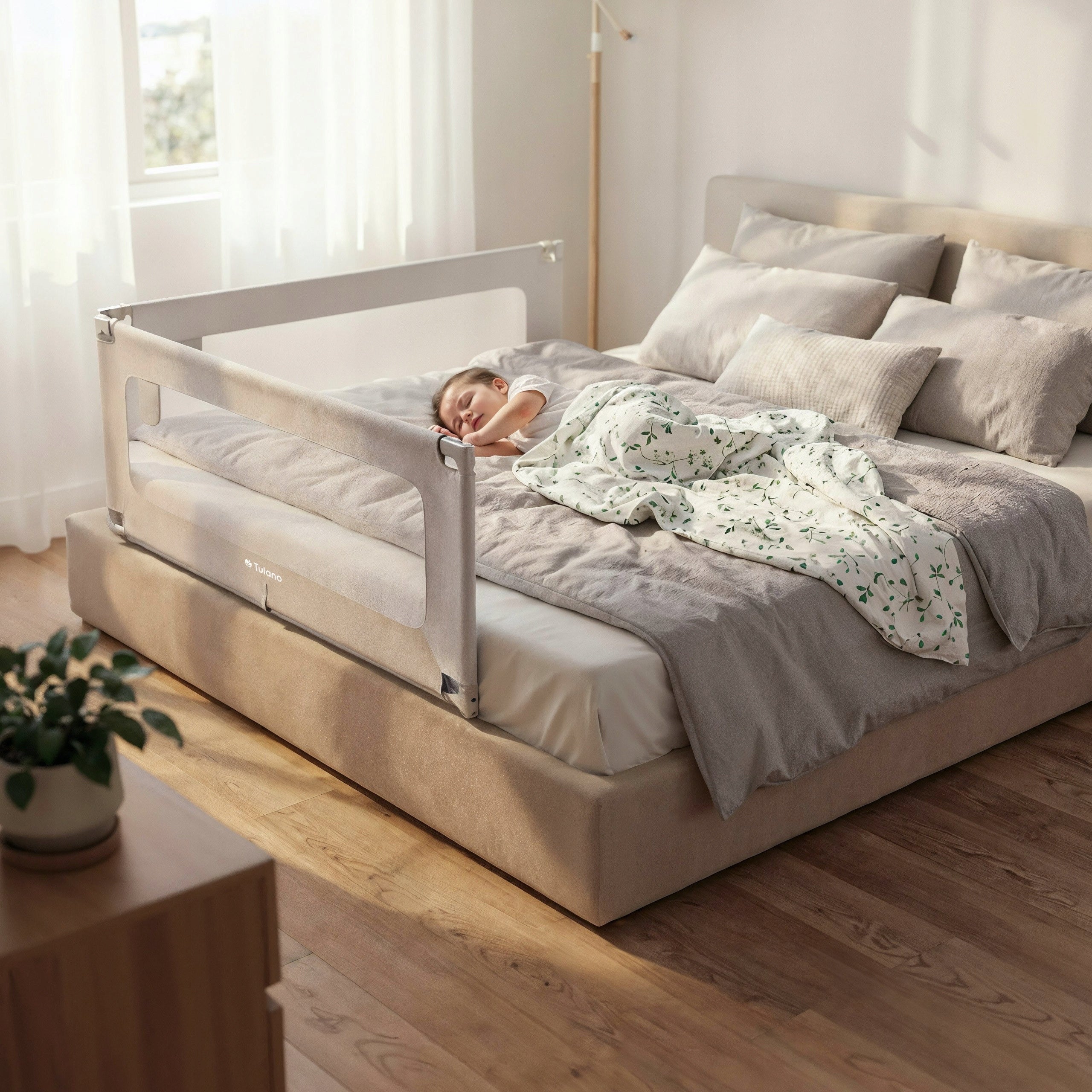 Protective bed barrier TULANO white safety folding 140x70cm Packaging status original
