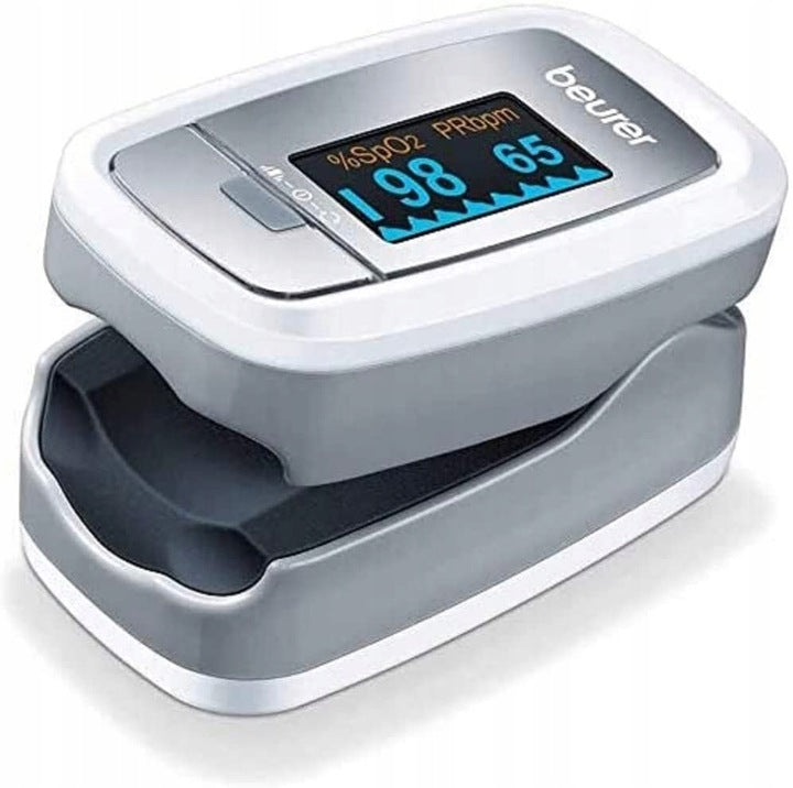 Pulse oximeter beurer PO 30 heart rate and saturation measurement