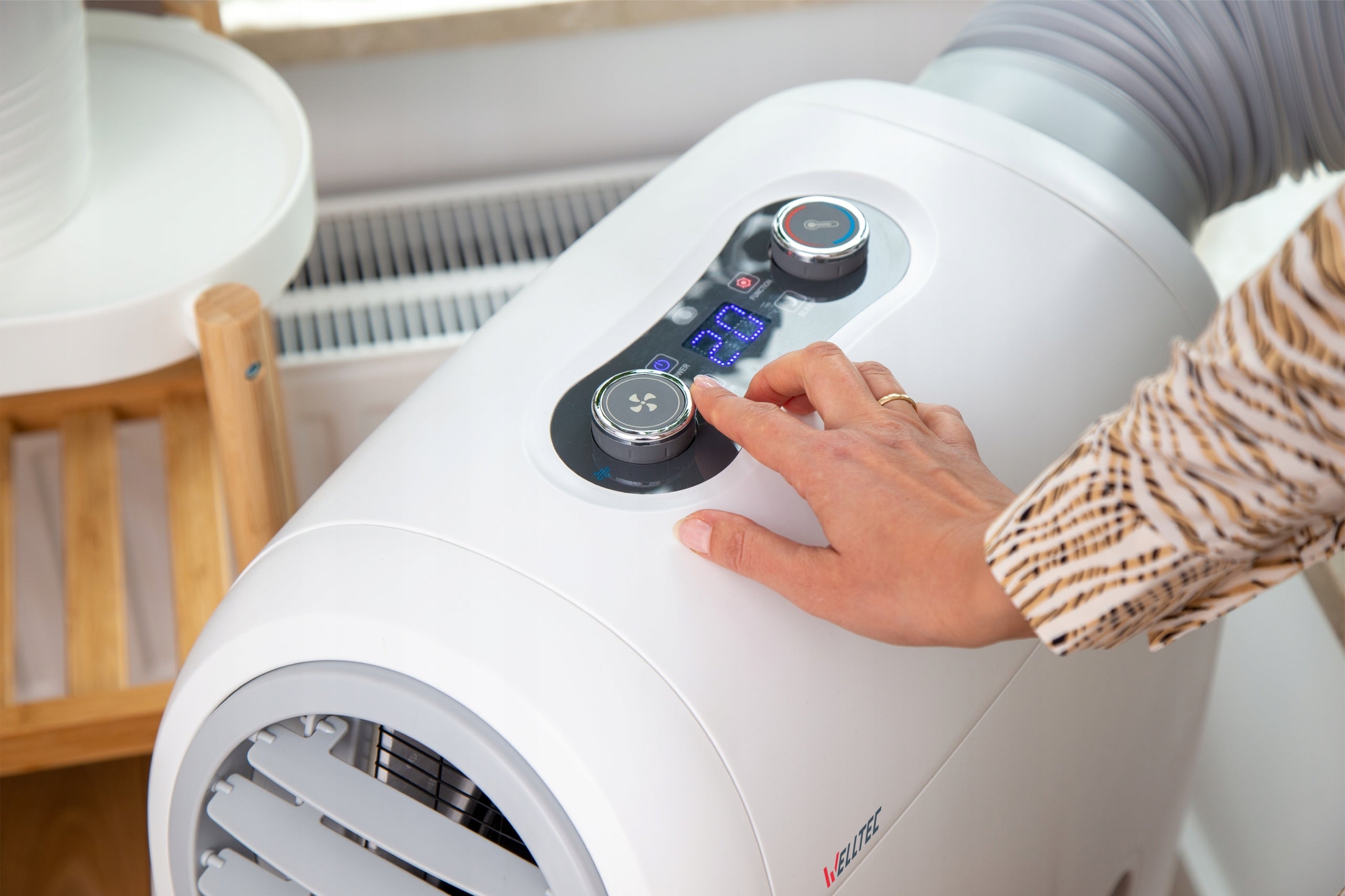 QUIET PORTABLE AIR CONDITIONER WELLTEC ACH1414PRO 6in1 WiFi 4kW 75m² WITH PLENUM Power 4000 W